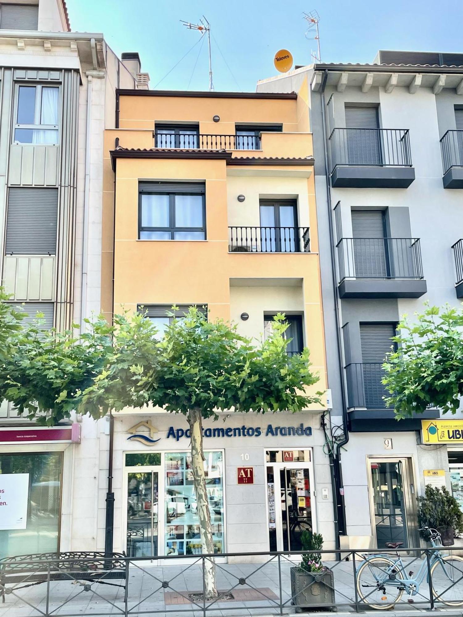 Apartamentos Aranda - Atico Duero Aranda de Duero Exterior foto